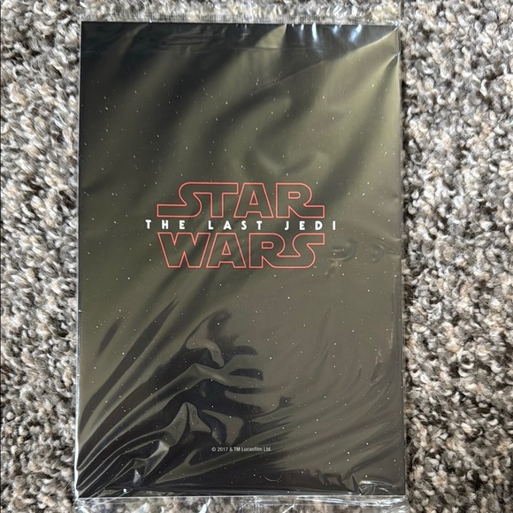 Topps Star Wars Collectible Cards - Picture 2 of 6